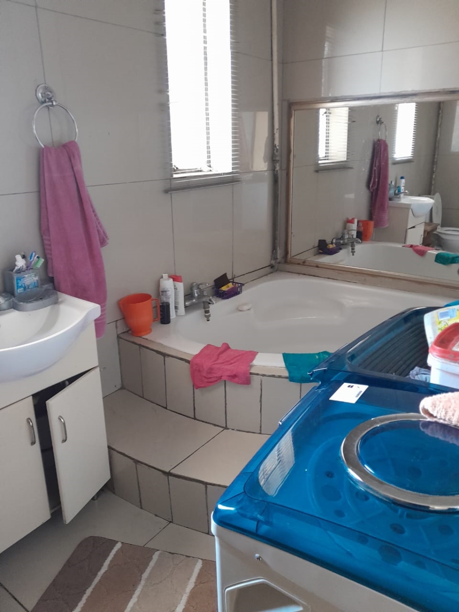 3 Bedroom Property for Sale in Vanderbijlpark CW Gauteng