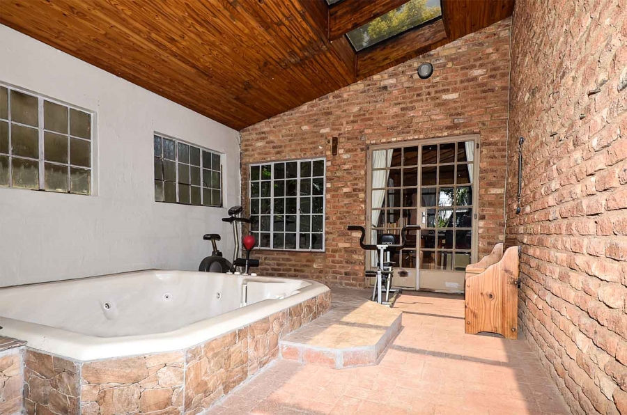 0 Bedroom Property for Sale in Strubensvallei Gauteng
