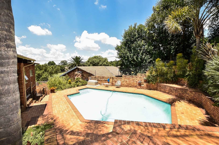 0 Bedroom Property for Sale in Strubensvallei Gauteng