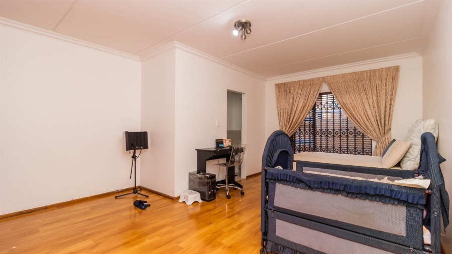 2 Bedroom Property for Sale in Fairlead Gauteng