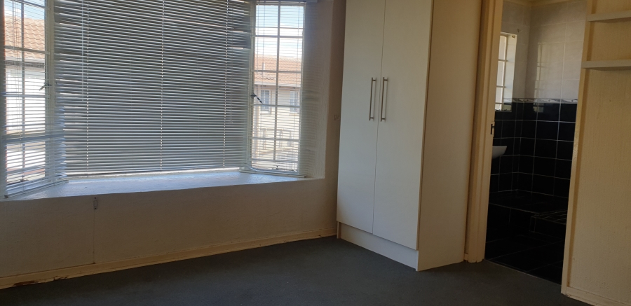 1 Bedroom Property for Sale in Dalpark Gauteng