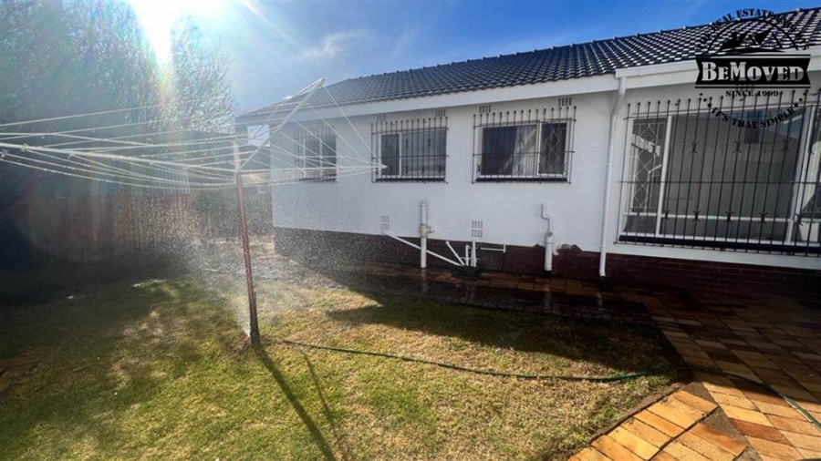 4 Bedroom Property for Sale in Farrarmere Gauteng