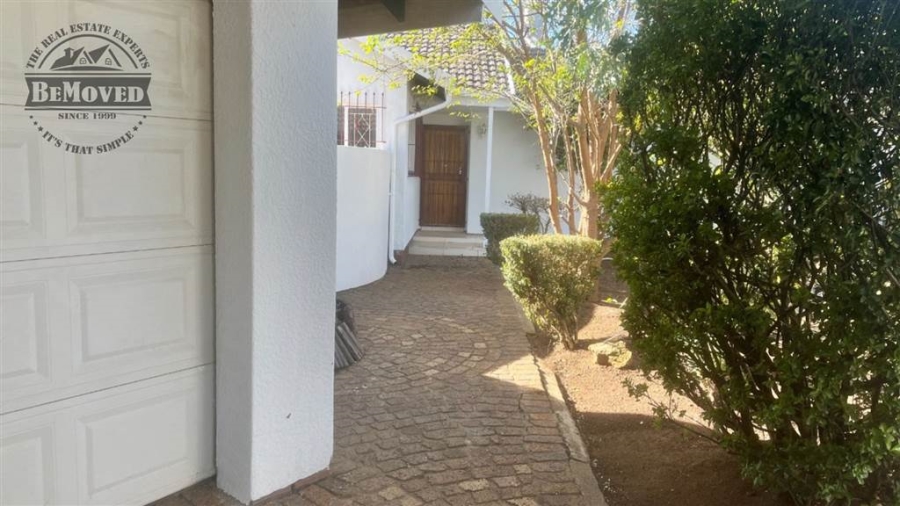 4 Bedroom Property for Sale in Farrarmere Gauteng