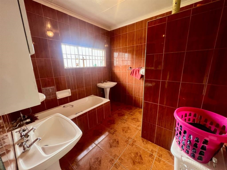 3 Bedroom Property for Sale in Reigerpark Gauteng