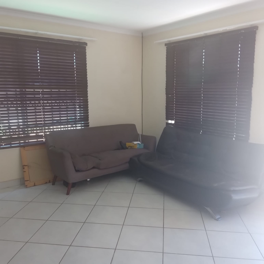 2 Bedroom Property for Sale in Witpoortjie A H Gauteng