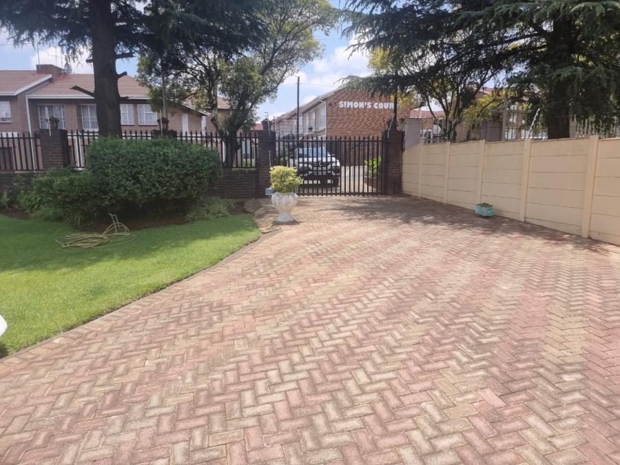 30 Bedroom Property for Sale in Greenhills Gauteng