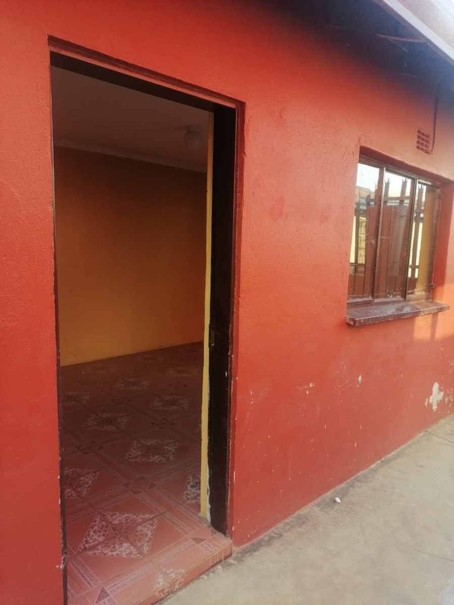To Let  Bedroom Property for Rent in Tembisa Gauteng