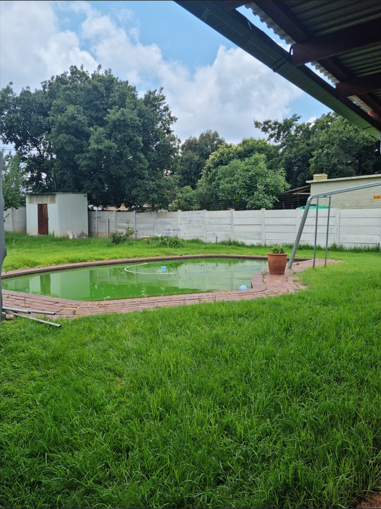 To Let 2 Bedroom Property for Rent in Horison Gauteng