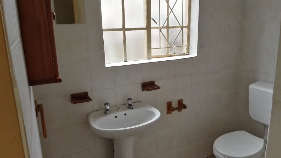 Room for rent in Terenure Gauteng. Listed by PropertyCentral