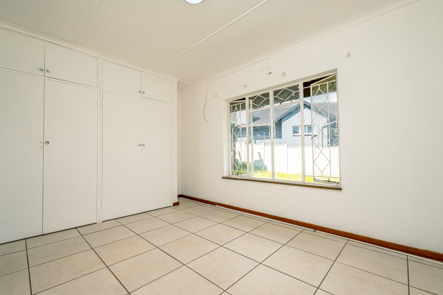 3 Bedroom Property for Sale in Lindhaven Gauteng