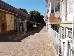 2 Bedroom Property for Sale in Birchleigh Gauteng