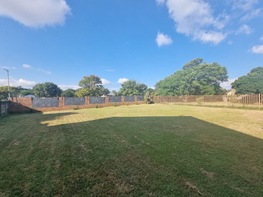 4 Bedroom Property for Sale in Greenhills Gauteng