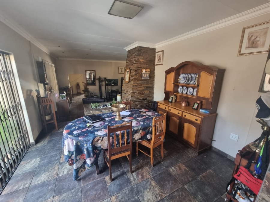 4 Bedroom Property for Sale in Greenhills Gauteng