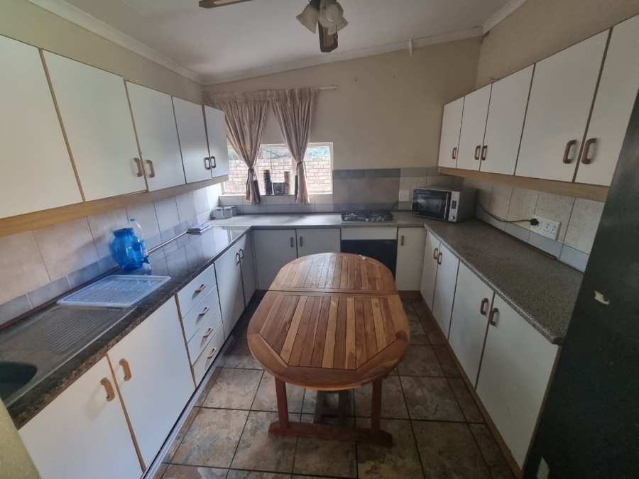 4 Bedroom Property for Sale in Greenhills Gauteng