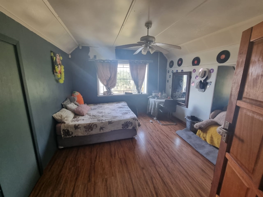 4 Bedroom Property for Sale in Greenhills Gauteng