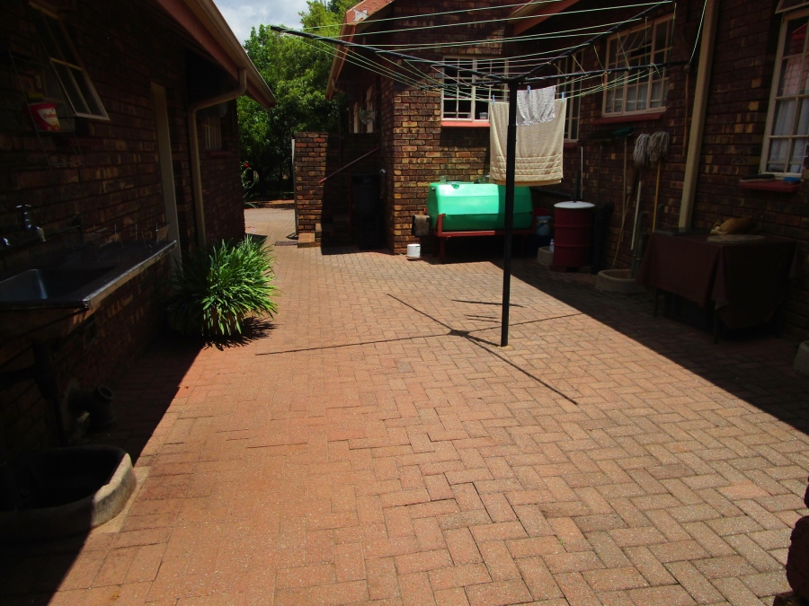 3 Bedroom Property for Sale in Lyttelton Gauteng