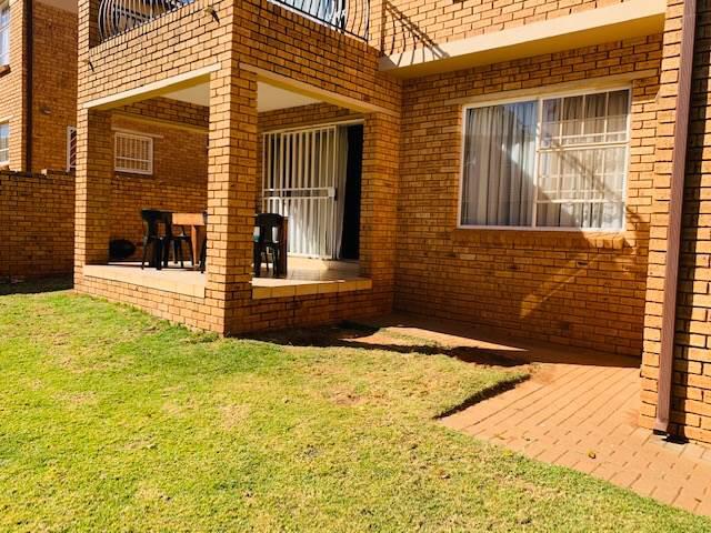 To Let 3 Bedroom Property for Rent in Honeydew Ridge Gauteng