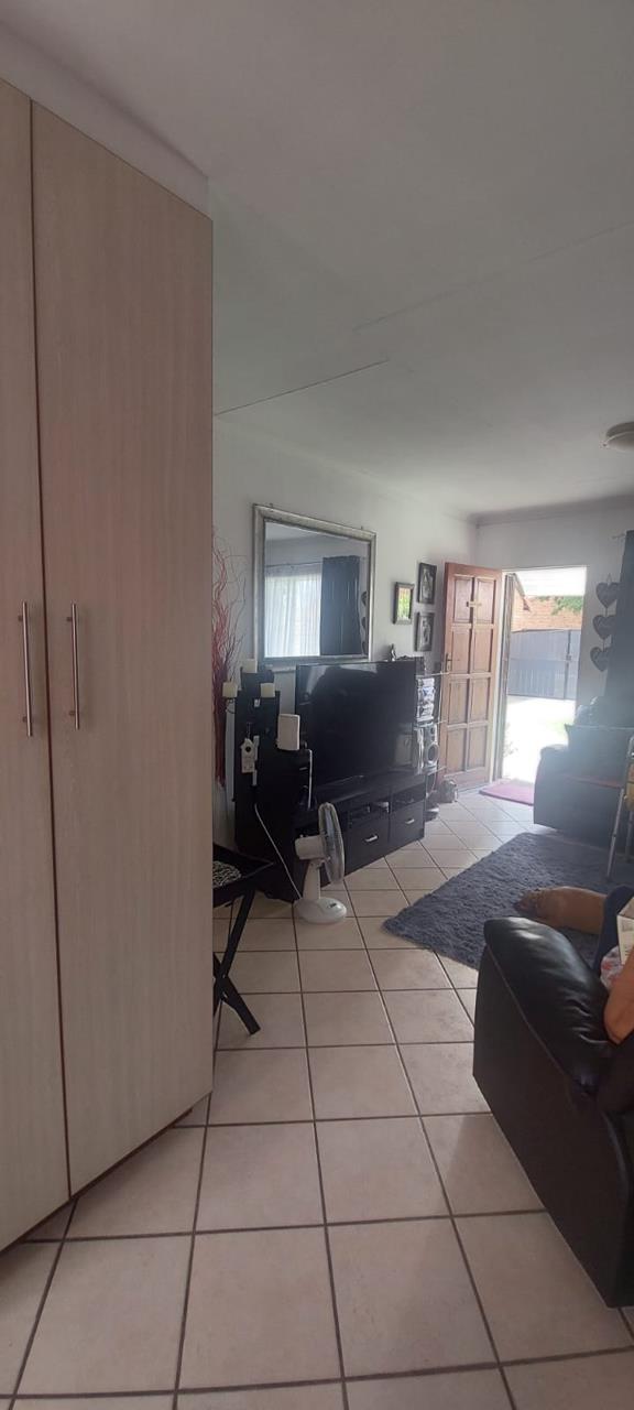 3 Bedroom Property for Sale in Annlin Gauteng