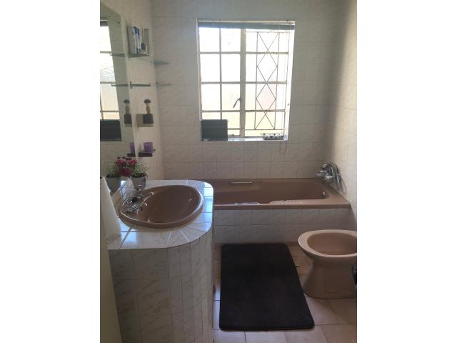 5 Bedroom Property for Sale in Malvern East Gauteng