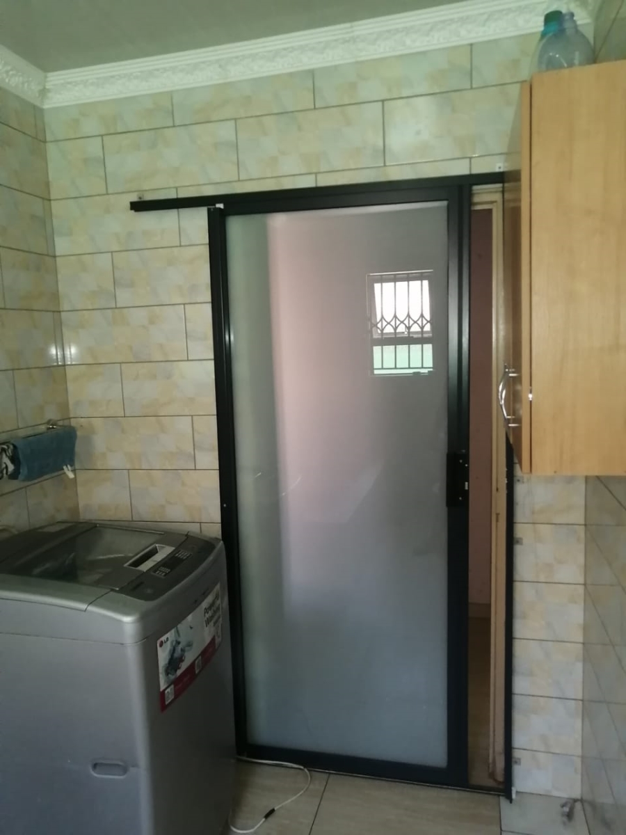 3 Bedroom Property for Sale in Zonkezizwe Gauteng