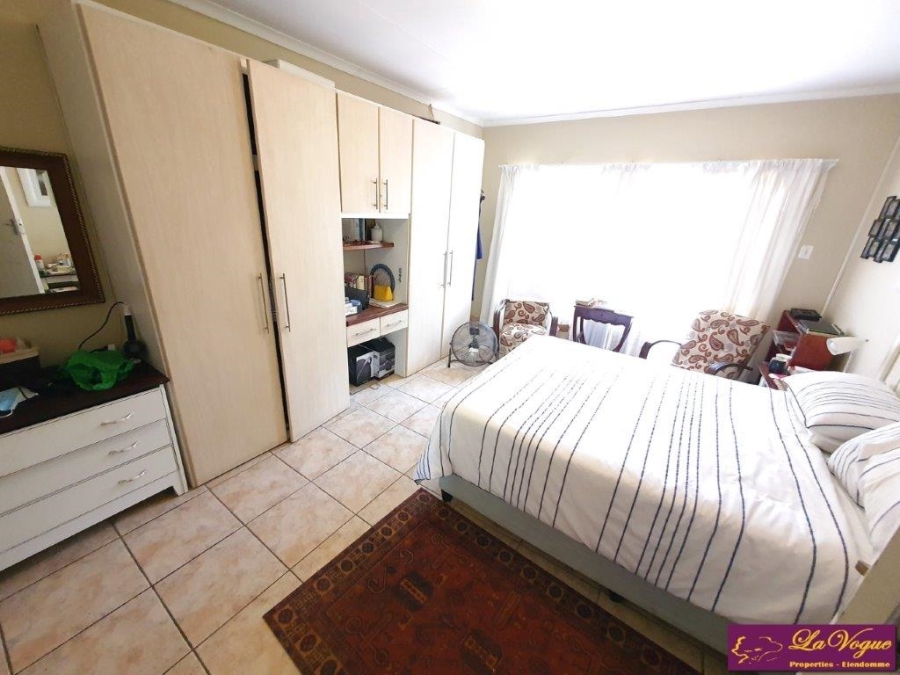 4 Bedroom Property for Sale in Die Wilgers Gauteng