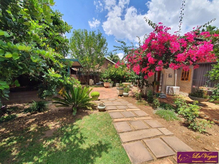 4 Bedroom Property for Sale in Die Wilgers Gauteng