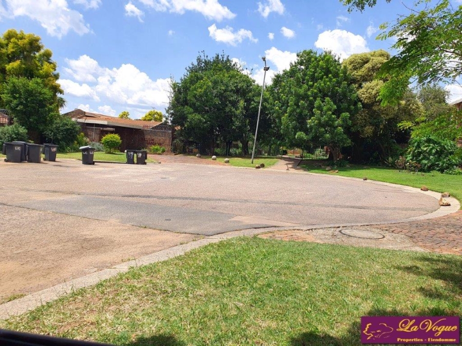 4 Bedroom Property for Sale in Die Wilgers Gauteng