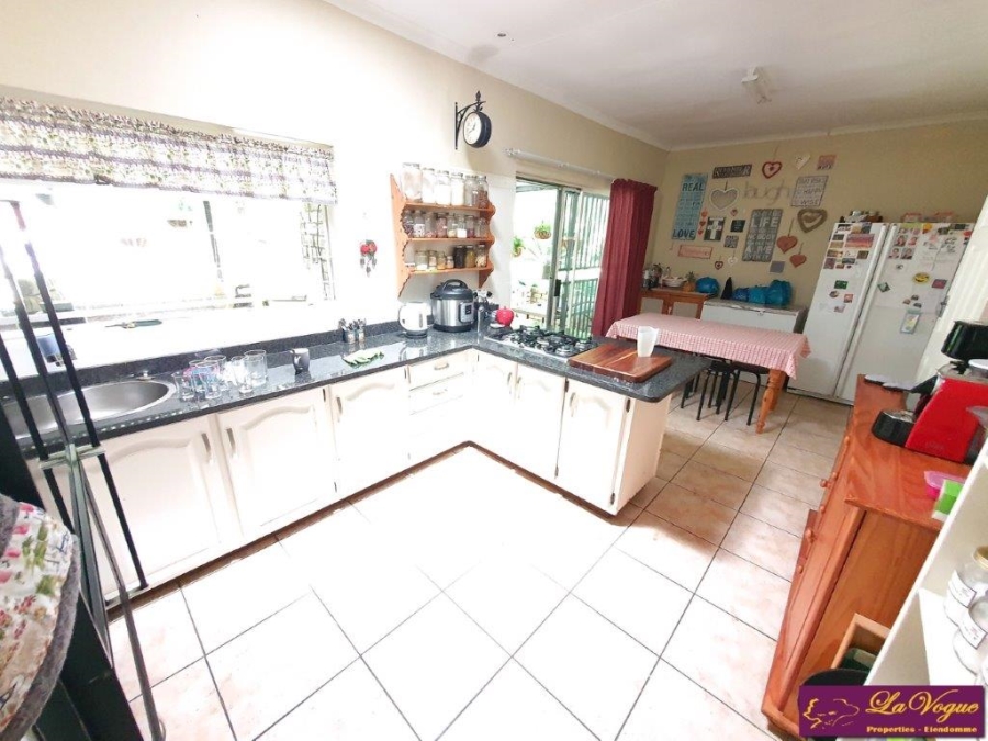 4 Bedroom Property for Sale in Die Wilgers Gauteng