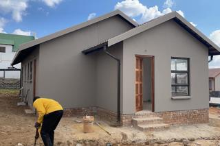 3 Bedroom Property for Sale in Windmill Park Gauteng