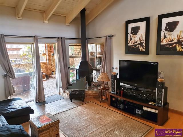 4 Bedroom Property for Sale in Waterkloof Heights Gauteng