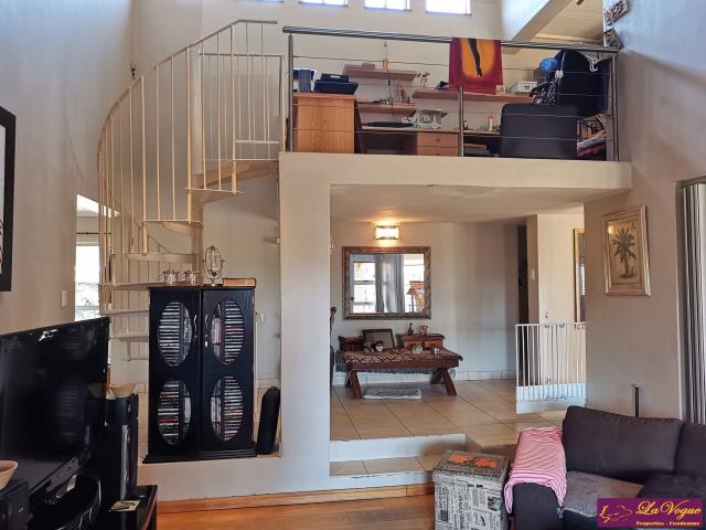 4 Bedroom Property for Sale in Waterkloof Heights Gauteng
