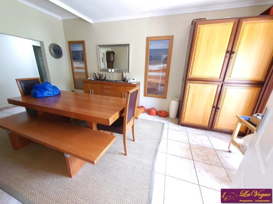 4 Bedroom Property for Sale in Die Wilgers Gauteng