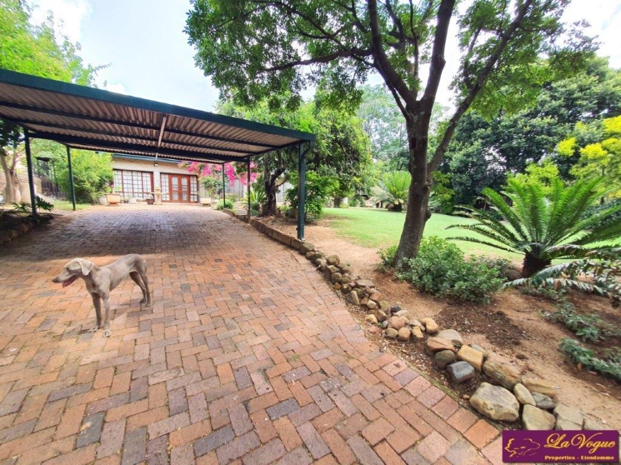4 Bedroom Property for Sale in Die Wilgers Gauteng