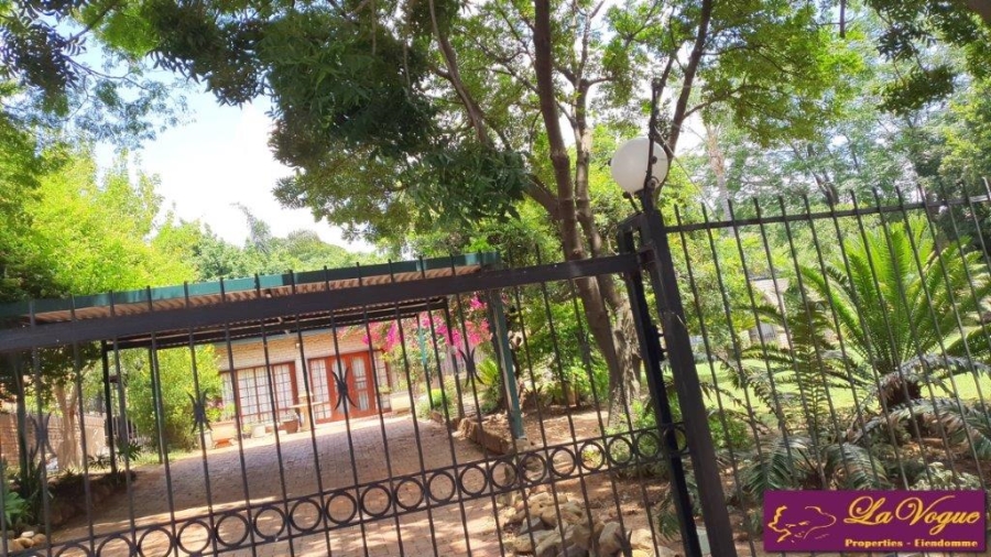 4 Bedroom Property for Sale in Die Wilgers Gauteng