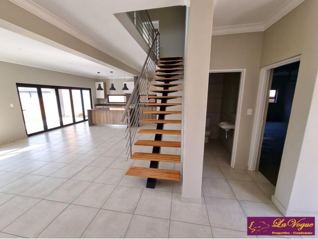 4 Bedroom Property for Sale in Six Fountains Estate Gauteng