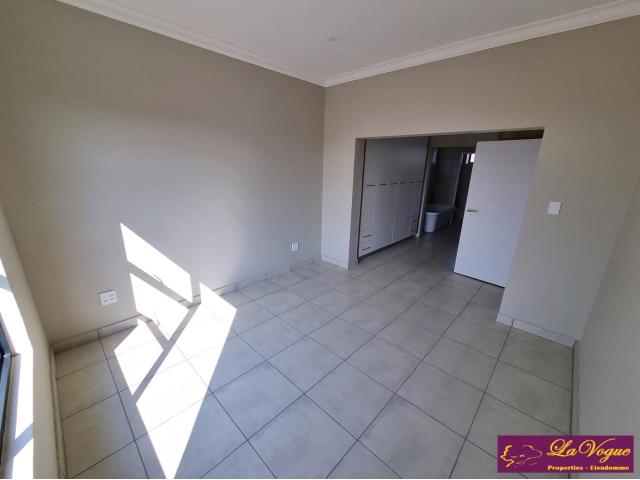 4 Bedroom Property for Sale in Six Fountains Estate Gauteng