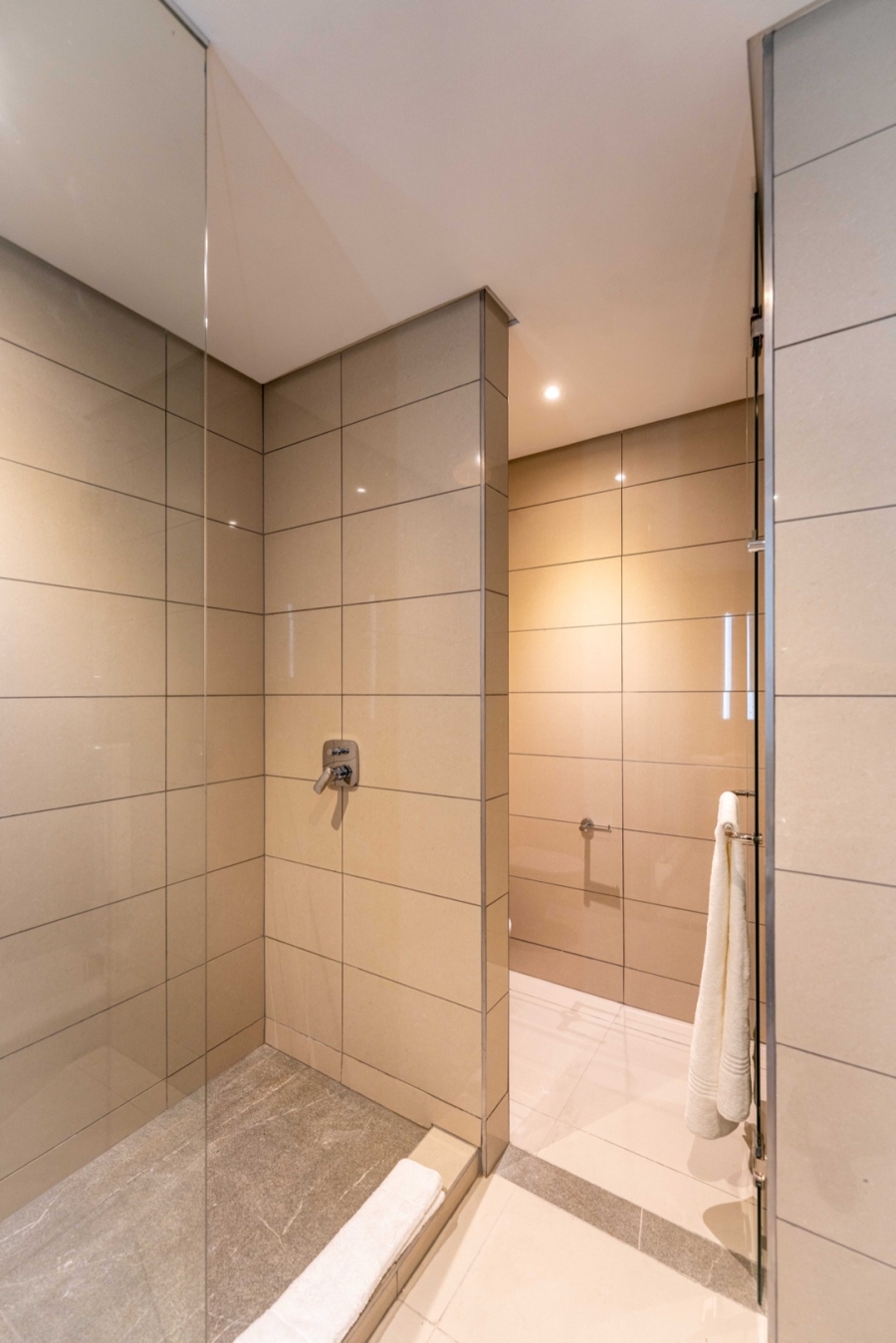 1 Bedroom Property for Sale in Benmore Gardens Gauteng