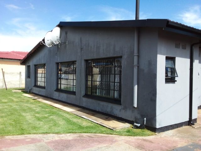 4 Bedroom Property for Sale in Westergloor Gauteng