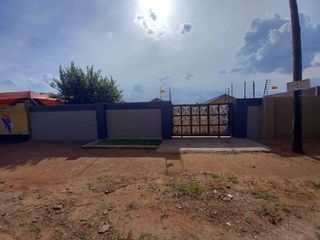 To Let 3 Bedroom Property for Rent in Protea North Gauteng