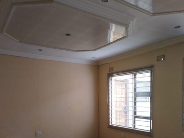 Room for rent in Meadowlands Gauteng. Listed by PropertyCentral