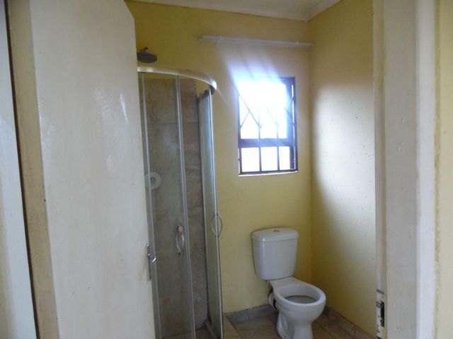 To Let 2 Bedroom Property for Rent in Protea Glen Gauteng