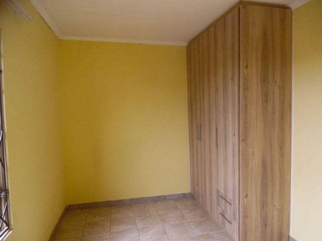 To Let 2 Bedroom Property for Rent in Protea Glen Gauteng