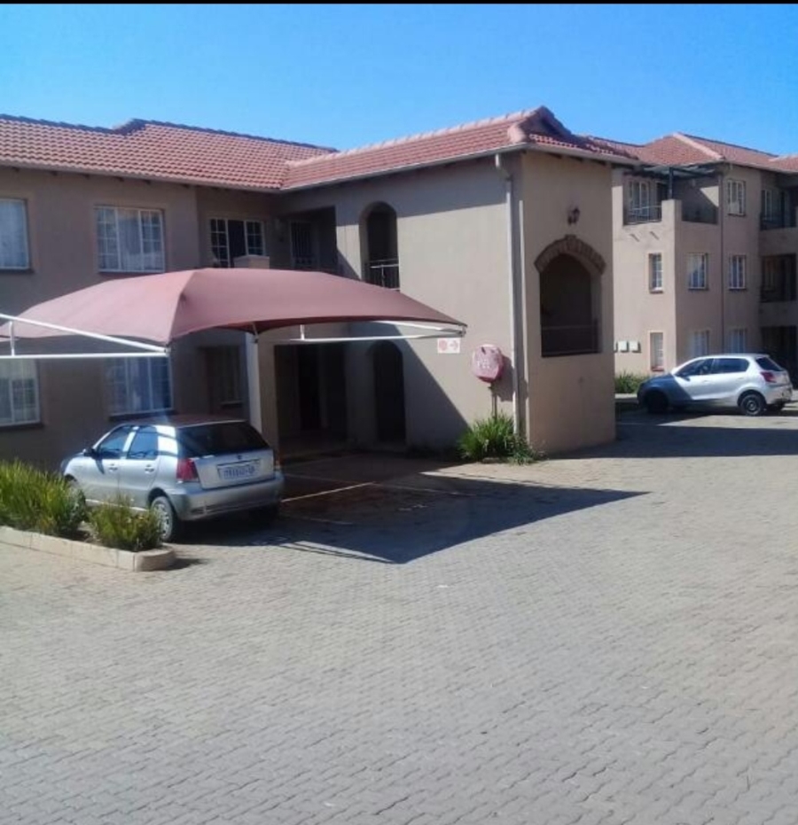 To Let 3 Bedroom Property for Rent in Castleview Gauteng