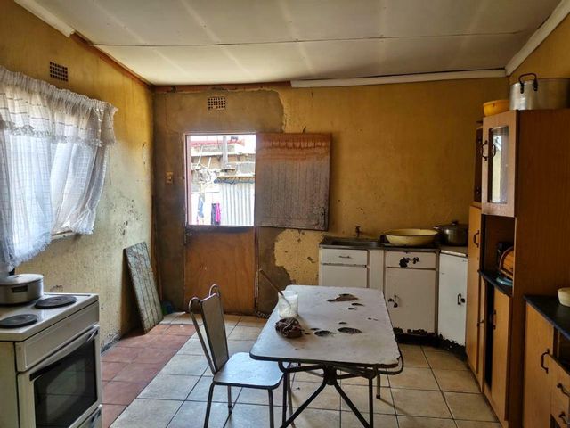 1 Bedroom Property for Sale in Meadowlands Gauteng