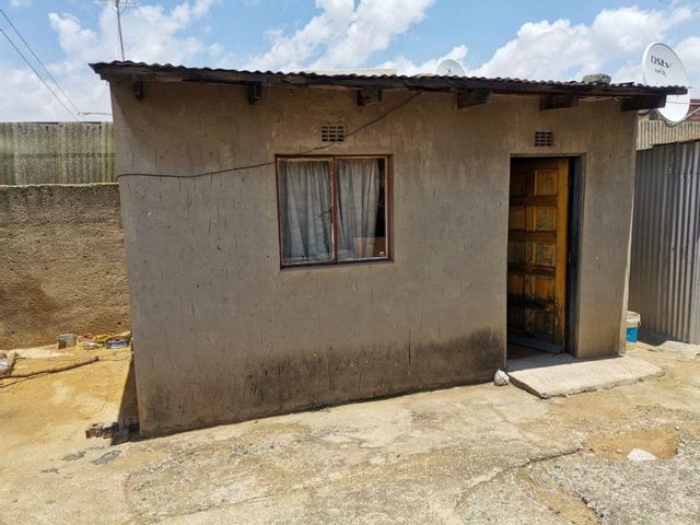 1 Bedroom Property for Sale in Meadowlands Gauteng