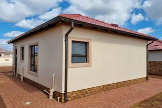 3 Bedroom Property for Sale in Windmill Park Gauteng