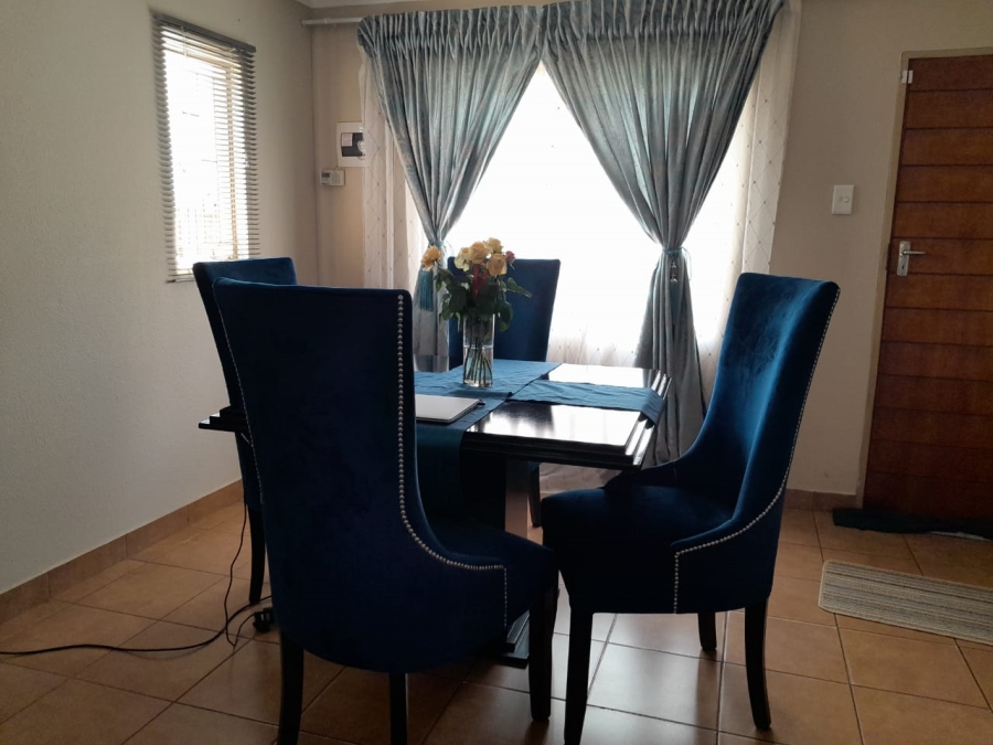 To Let 3 Bedroom Property for Rent in Sky City Gauteng
