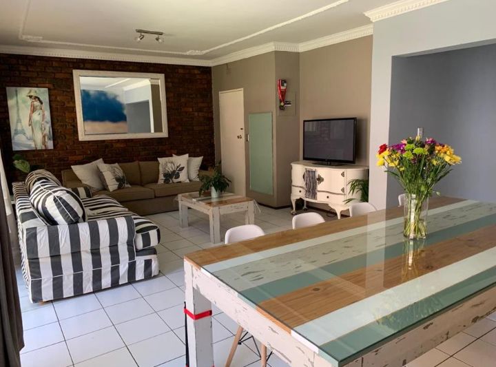 3 Bedroom Property for Sale in Florida Hills Gauteng