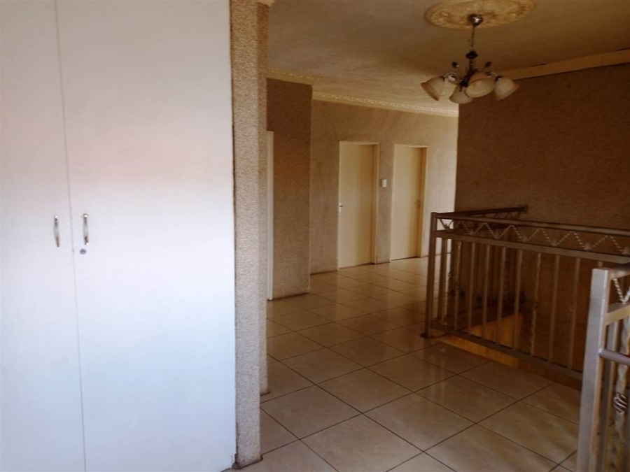 5 Bedroom Property for Sale in Ennerdale Gauteng