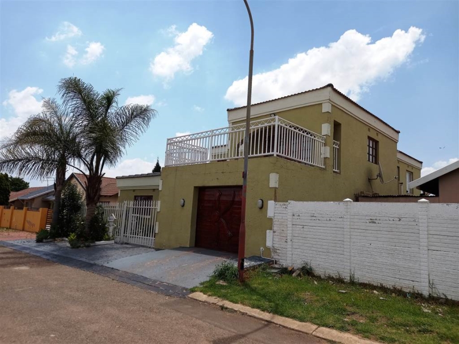 5 Bedroom Property for Sale in Ennerdale Gauteng